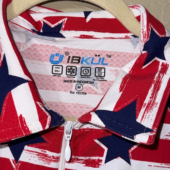 IBKÜL Americana II Sleeveless Zip Polo Golf Top star and stripe print size M - Picture 3 of 5